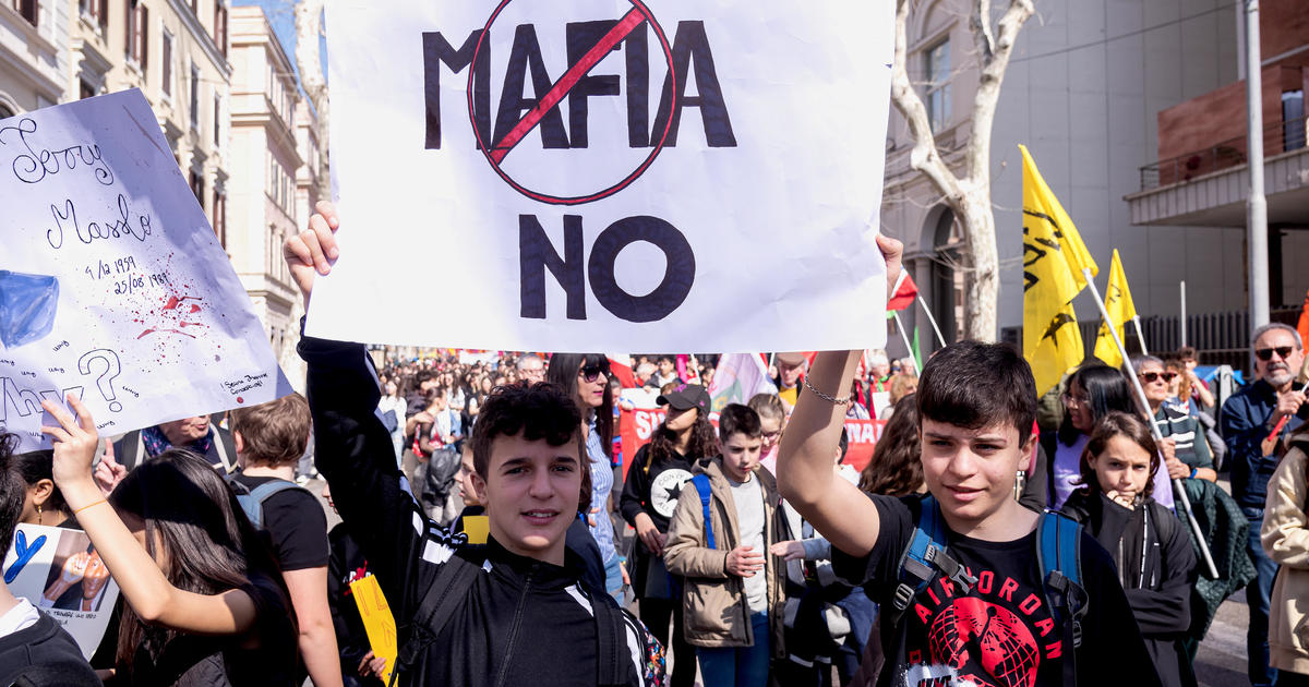 Италия разширява спорната програма за отнемане на мафиотски деца от семействата им, преди да станат престъпници