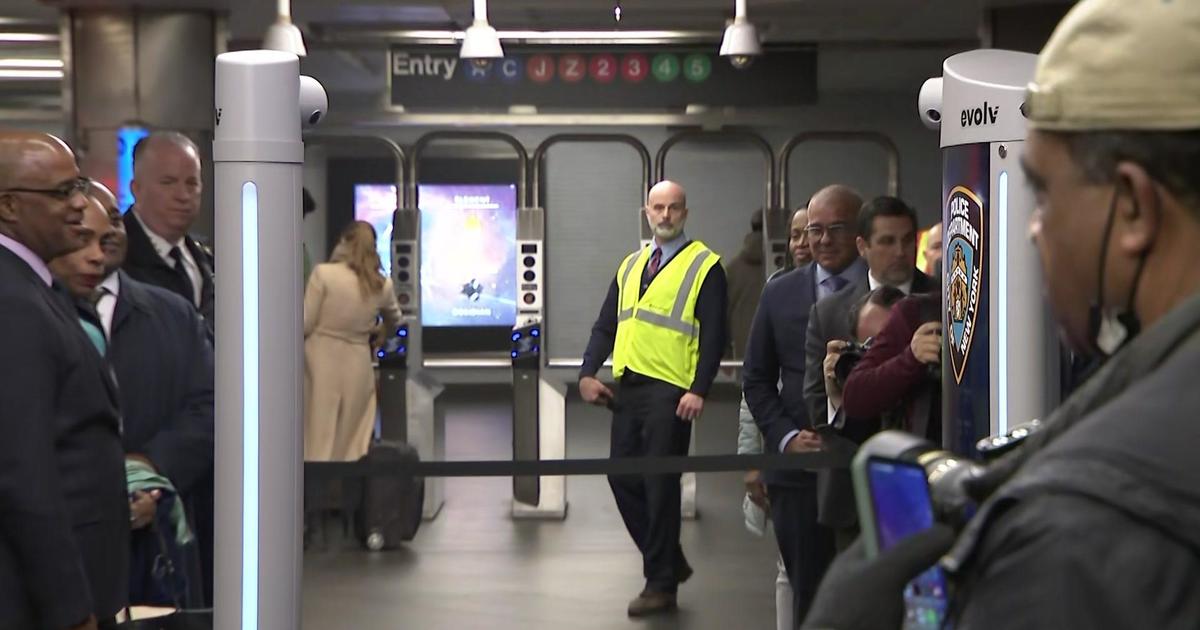 Mayor Adams announces NYC subway will implement new weapons detection technology