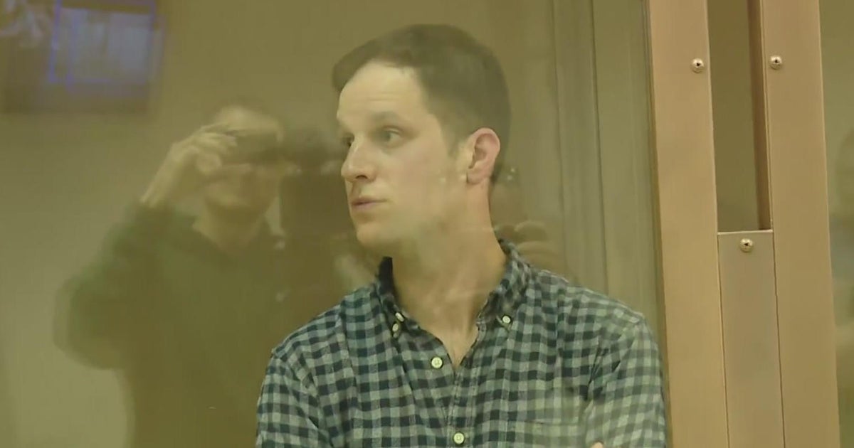 Wall Street Journal honors reporter being held in Russia - CBS Chicago