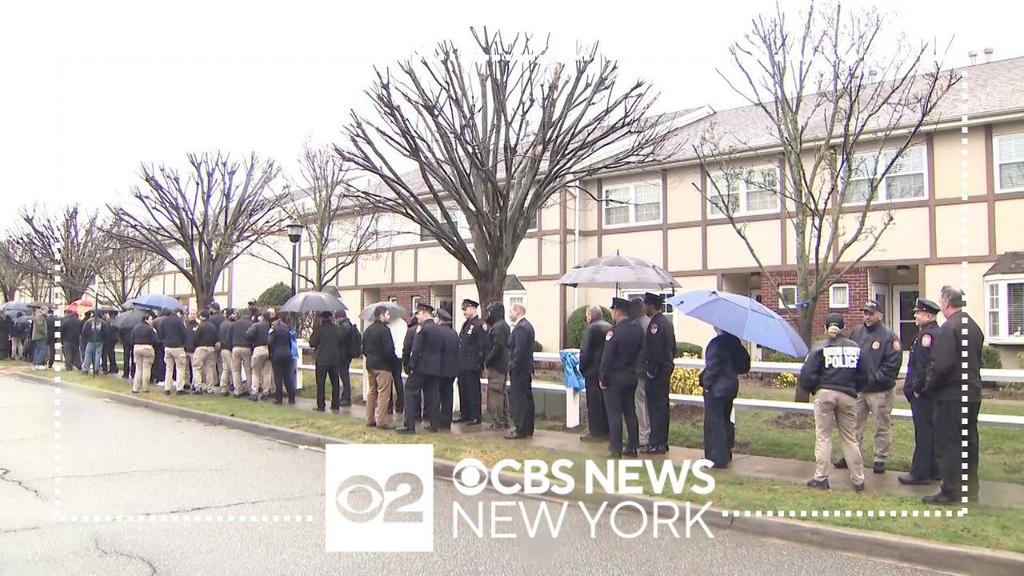 Hundreds attend wake for fallen NYPD Officer Jonathan Diller