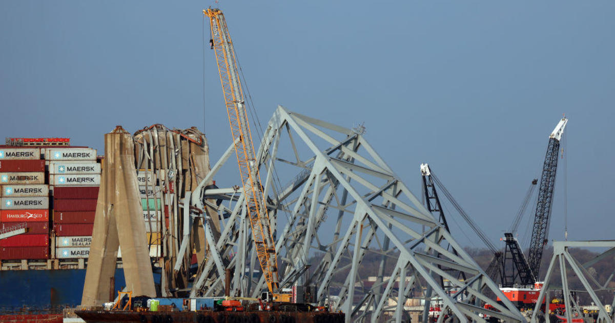 Графикът за повторно отваряне на пристанището на Балтимор е неясен, тъй като започва почистването на срутения мост Key Bridge