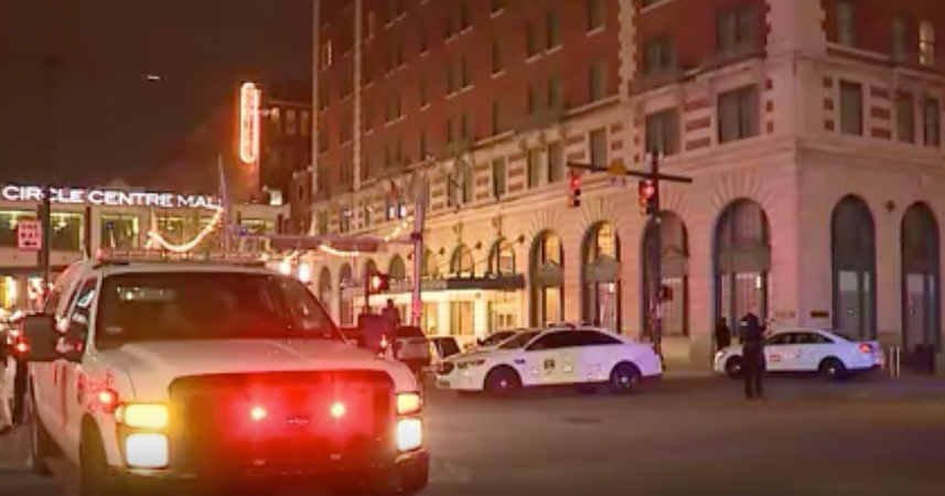 Mass shooting outside Indianapolis mall leaves 7 injured all children and teens police say CBS News Mass shooting outside Indianapolis mall leaves 7 injured all children and teens police say CBS News