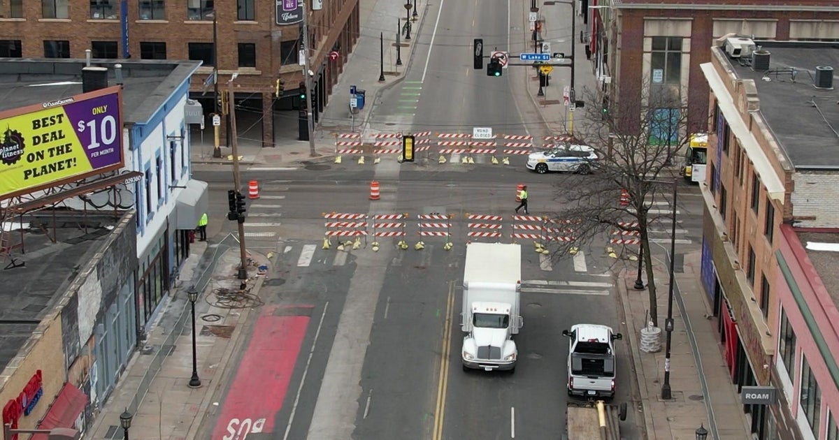 Parts of Hennepin Street in Minneapolis are now closed, leaving small business owners 'terrified' Parts of Hennepin Street in Minneapolis are now closed, leaving small business owners 'terrified'