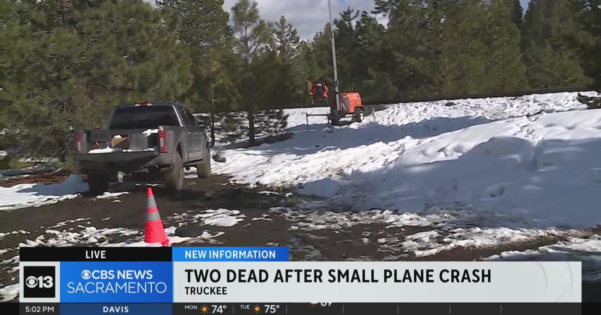 Plane that took off from Colorado airport crashes in California, 2 dead