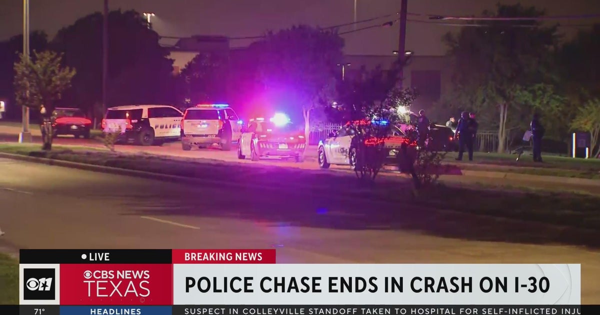 Police chase ends in crash on I-30 - CBS Texas