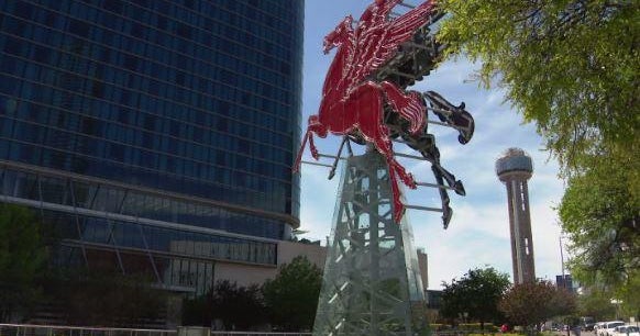 Dallas leaders address total eclipse plans for traffic, emergency response, trash services