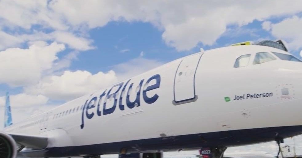 JetBlue checked bag fees will now vary by day CBS Miami