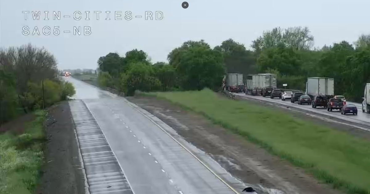 Northbound I-5 lanes blocked in Sacramento County after big rig crash