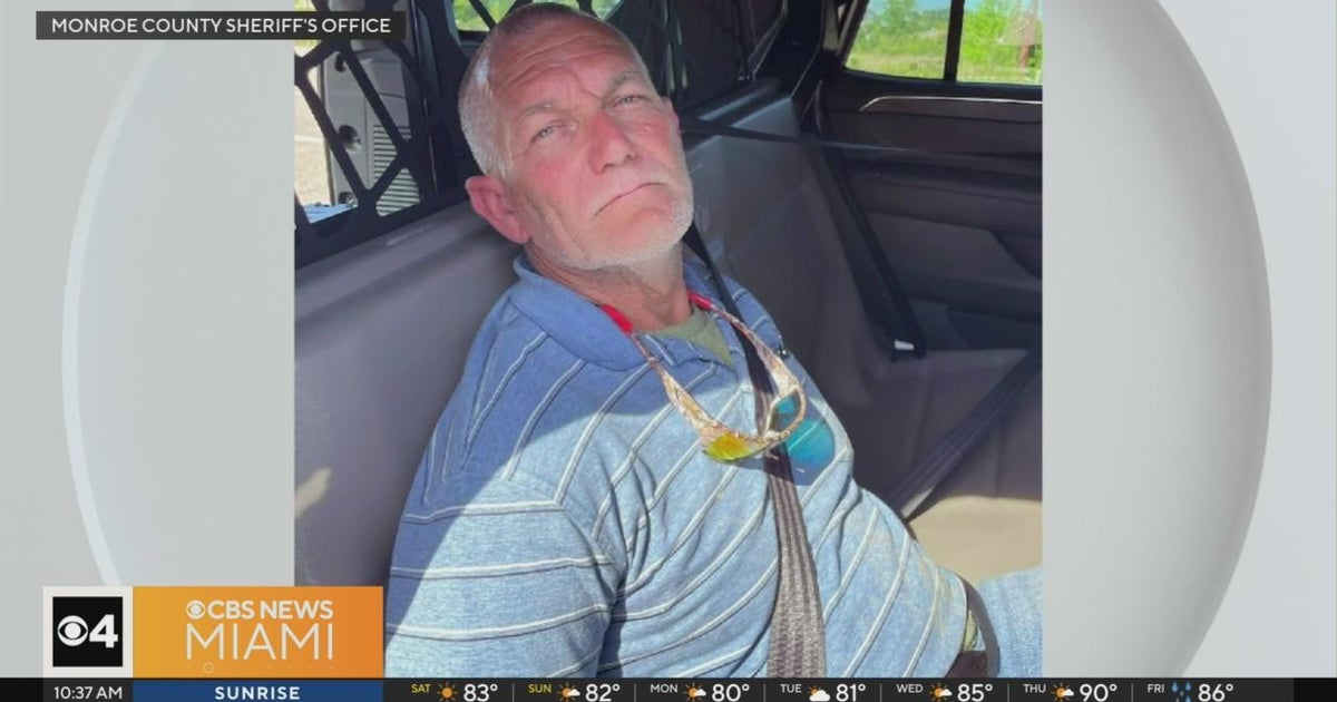 Florida fugitive accused of sexual battery arrested in Texas - CBS Miami