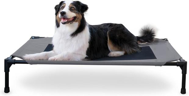 K&H Pet Products Cooling Elevated Dog Bed 
