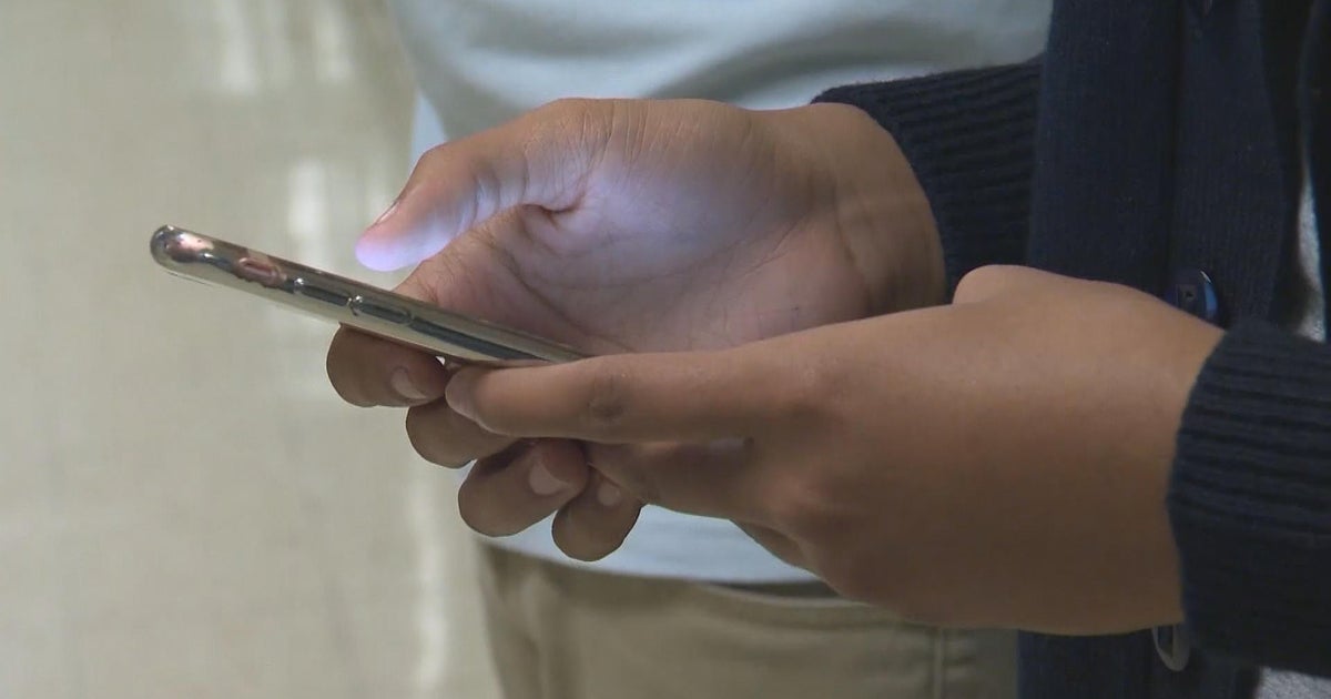 Federal judge blocks Florida from enforcing social media ban for kids Federal judge blocks Florida from enforcing social media ban for kids