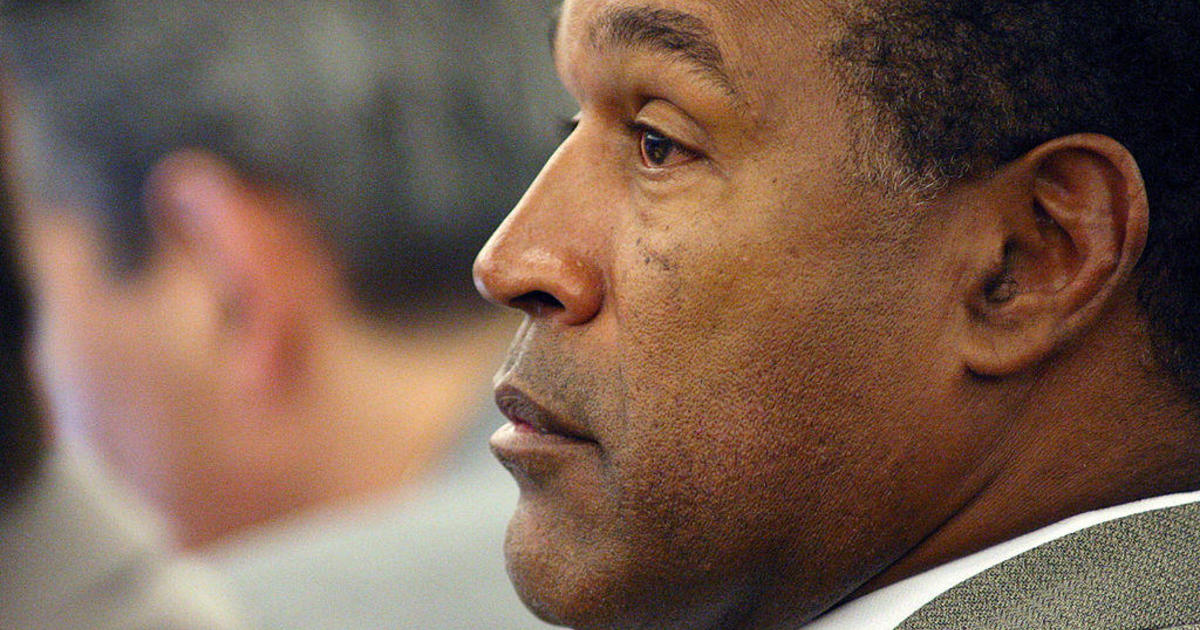 O.J. Simpson was "chilling" on the couch drinking beer, watching TV 2 weeks before he died, lawyer says