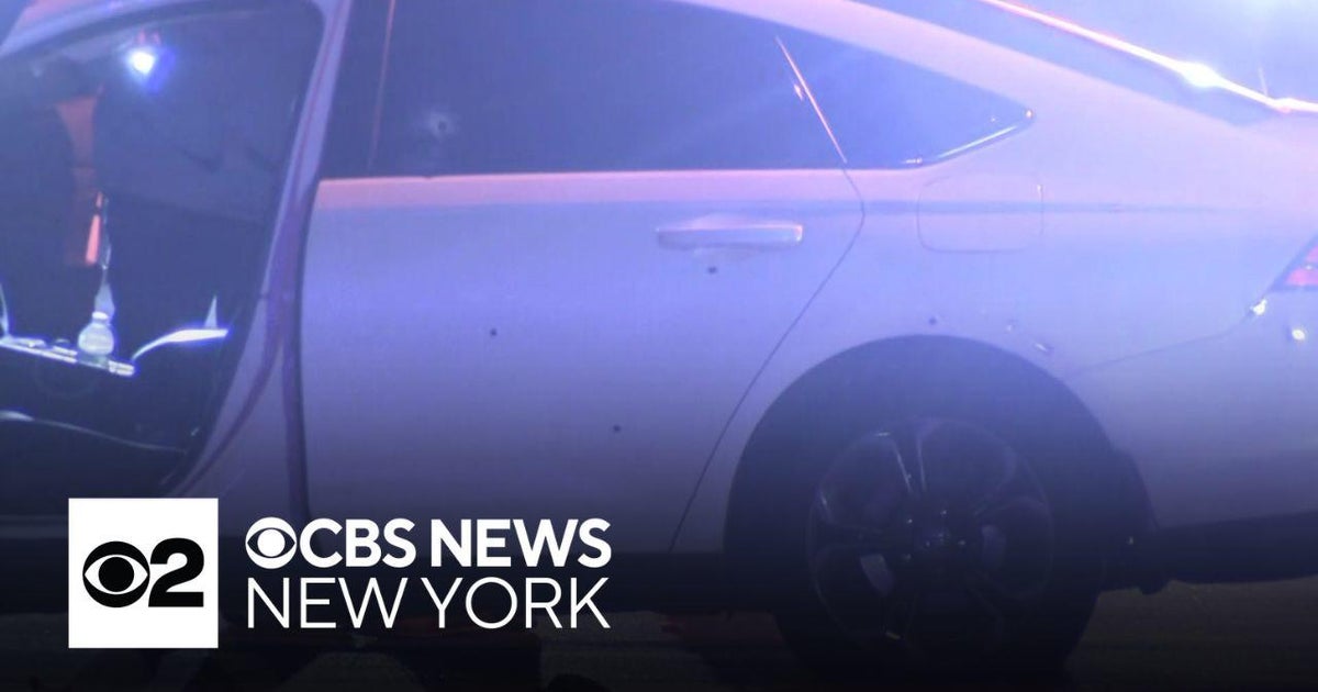 Police investigate shooting in Paterson, New Jersey - CBS New York