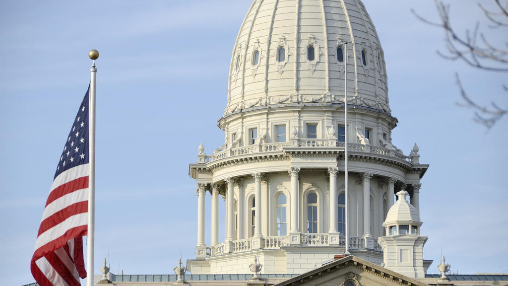 Michigan government transparency bills gain traction in Lansing