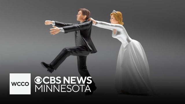 Wedding figurines domination 