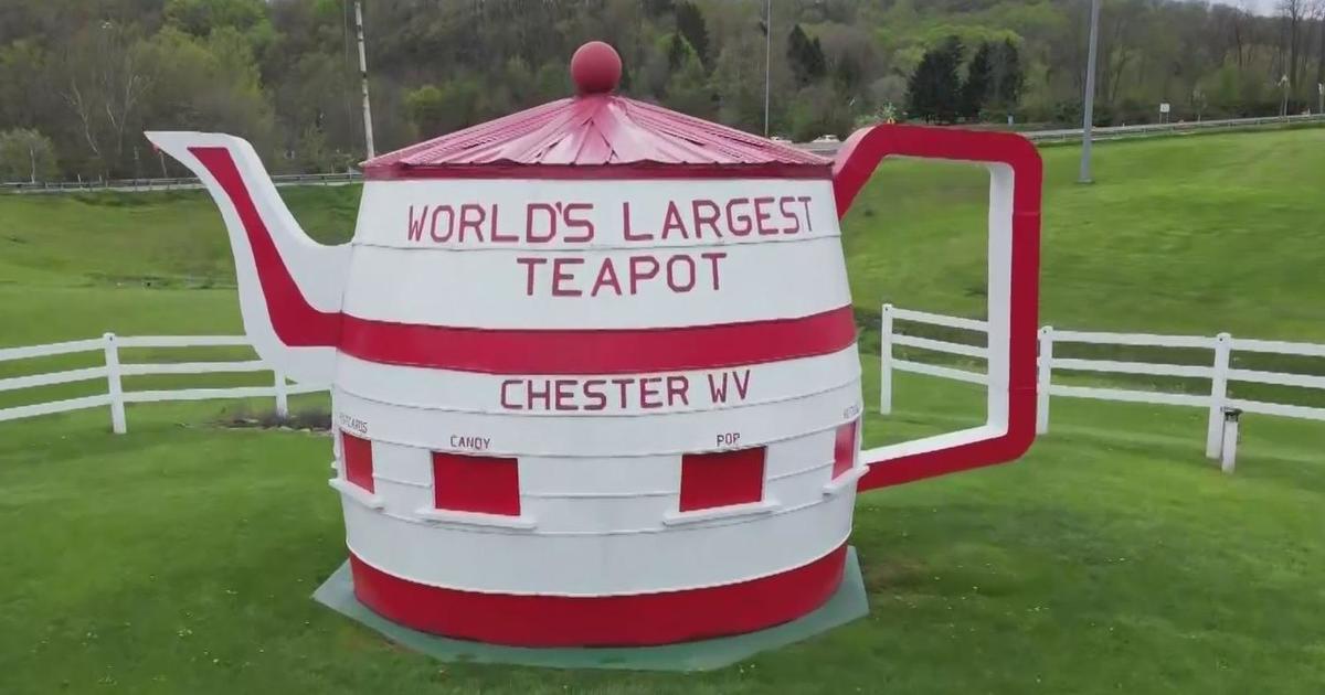 West Virginia City Boasts World’s Largest Teapot