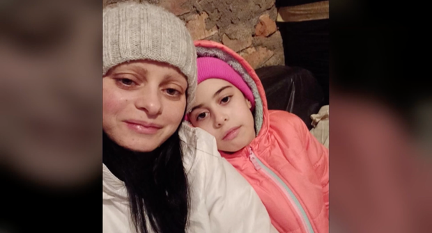 Olena Kopchak and her daughter Yana.