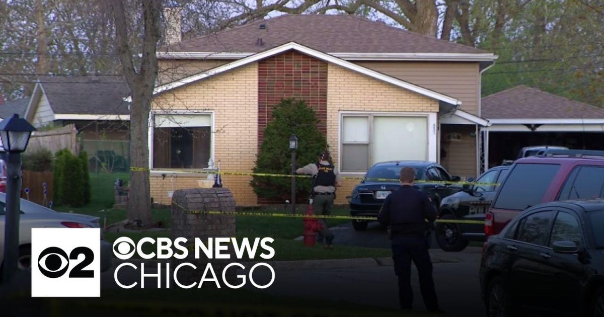 1 dead, 3 others wounded in Oak Forest shooting; 1 person in custody ...