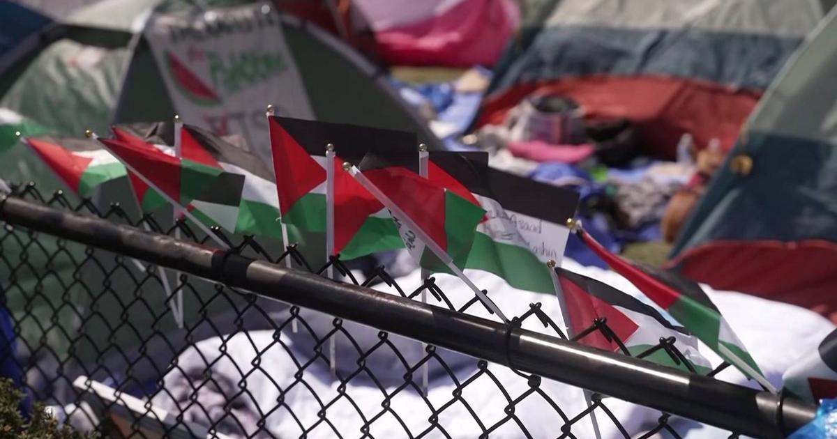 Columbia University "making important progress" in talks with pro-Palestinian protesters
