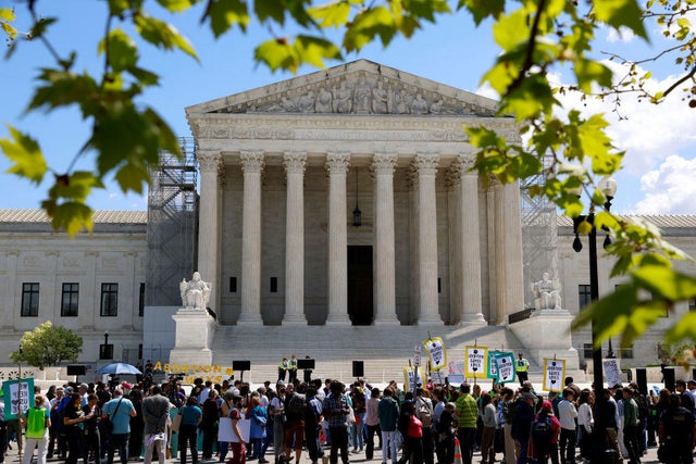 Julia Nikhinson/Bloomberg via Getty Images 