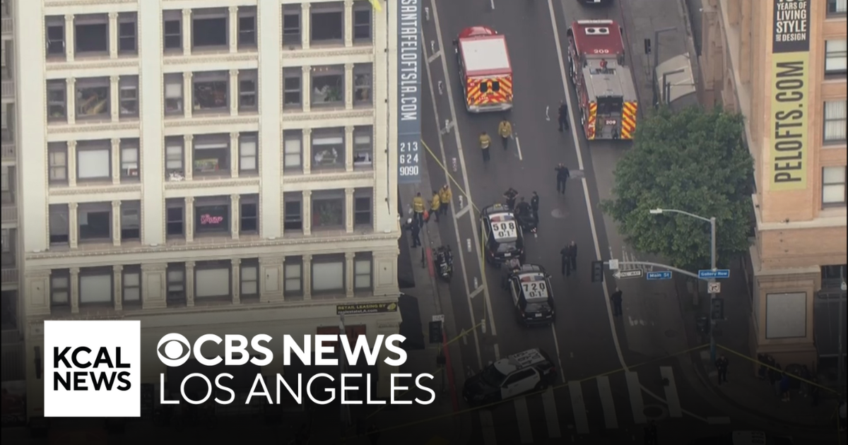 LAPD investigate deadly shooting in Downtown Los Angeles - CBS Los Angeles
