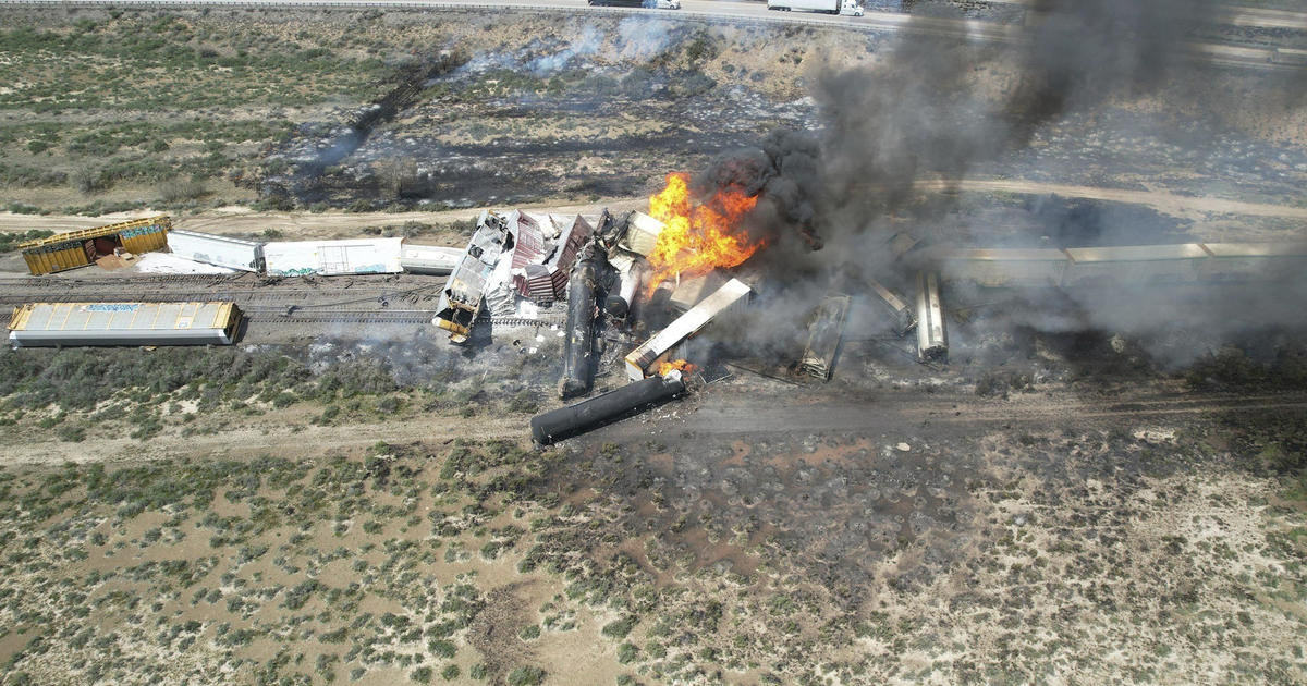 Fire still burning after freight train derails on Arizona-New Mexico state line