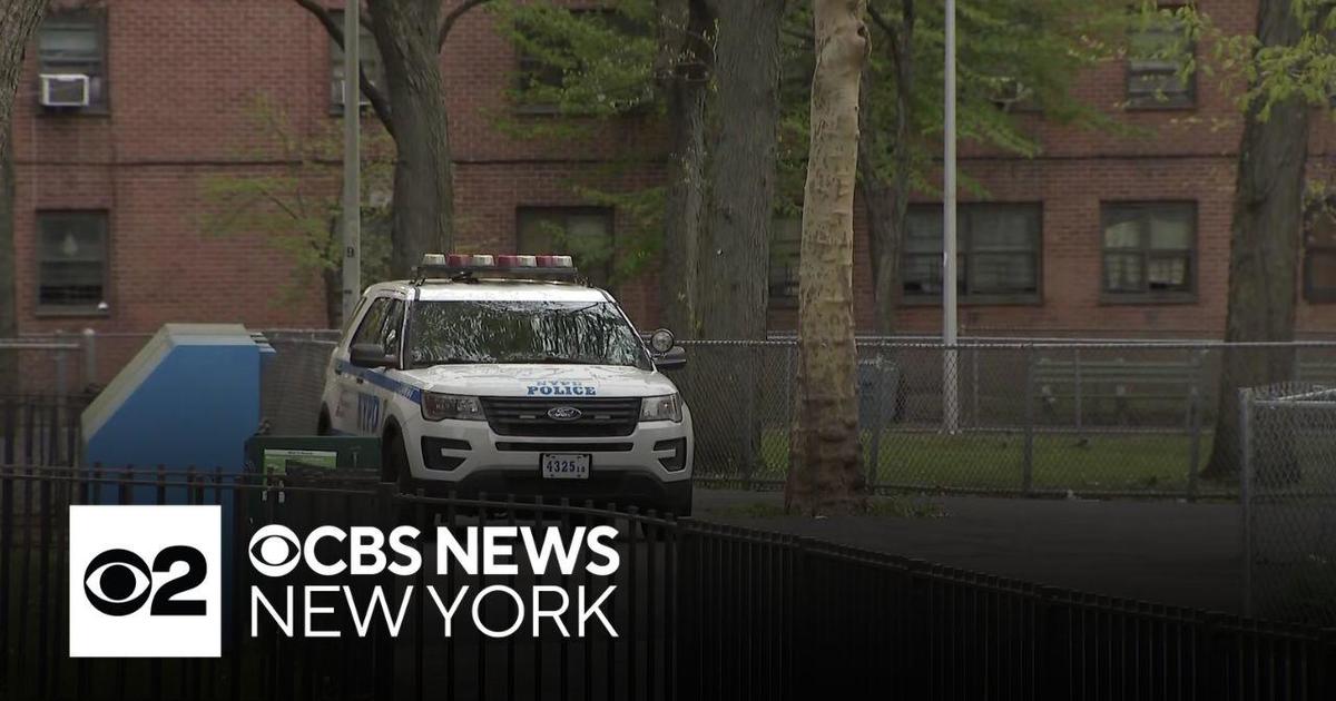 Parents of infant who died on Staten Island arrested, sources say - CBS ...