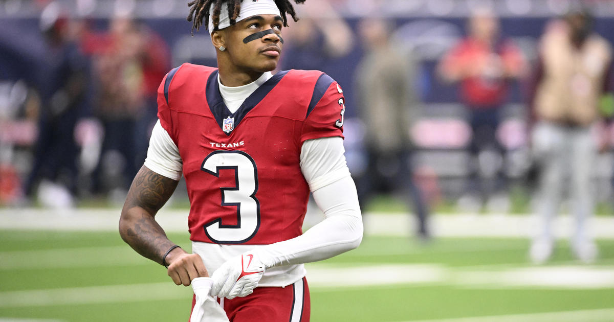 Texans receiver Tank Dell suffers "minor wound" in shooting at Florida party venue, team says