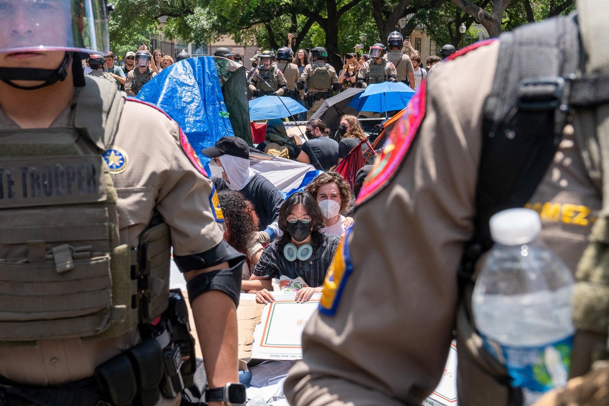 Protests over Israel-Hamas war continue at college campuses across the ...