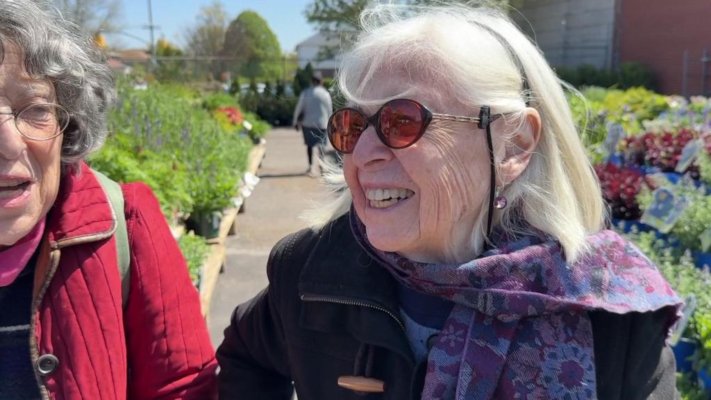 Meet the 90-year-old NYC woman who's been helping her community for 50
years