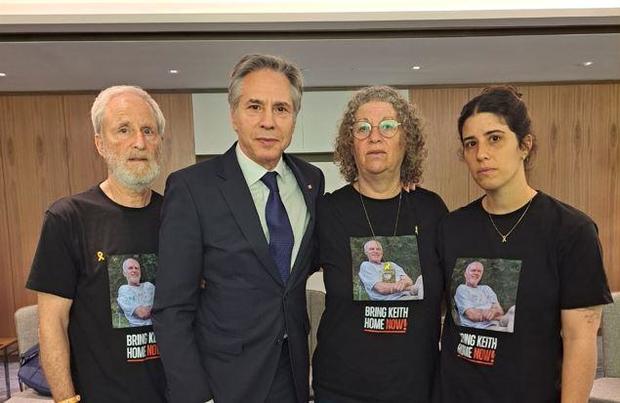 blinken-israel-hostages-families-010524.jpg 
