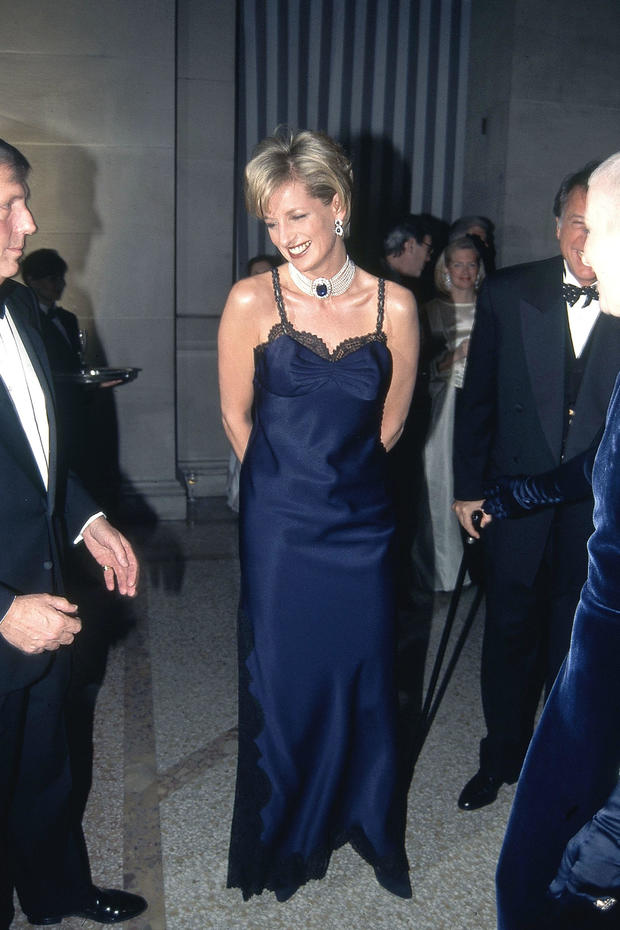 Beryl TV gettyimages-542652820 29 iconic Met Gala looks from the best-dressed guests since 1973 Entertainment 