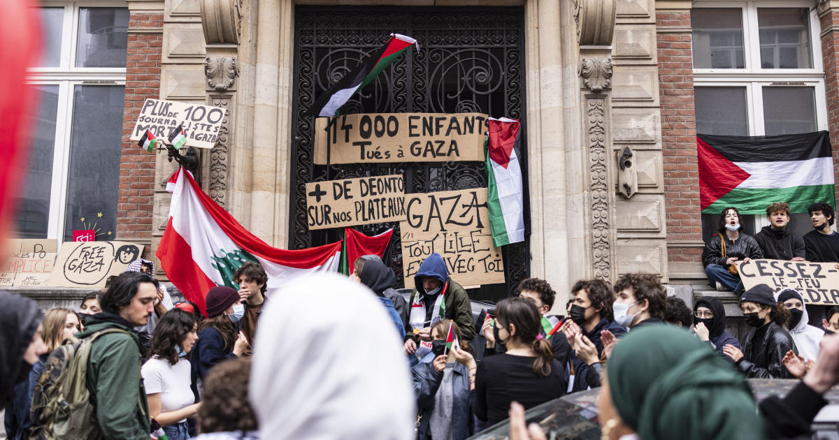 Лондон — Протестите в знак на солидарност с палестинците на фона