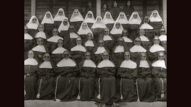 Members of the Sisters of the Holy Family