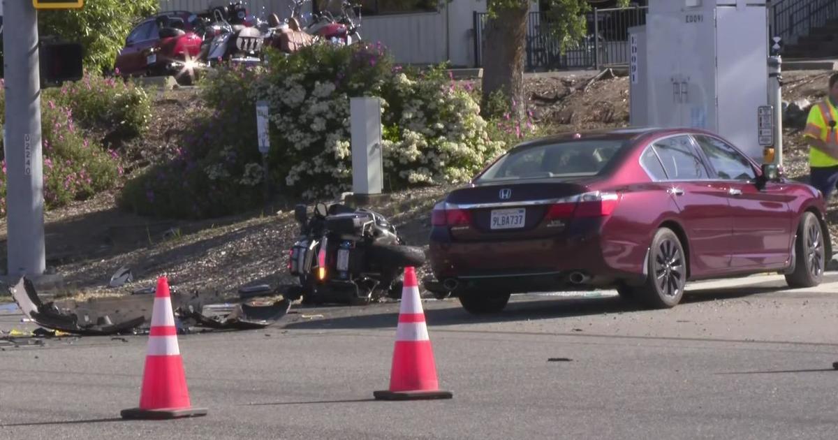 Highway reopens in Auburn after CHP motorcycle officer injured in crash – CBS Sacramento