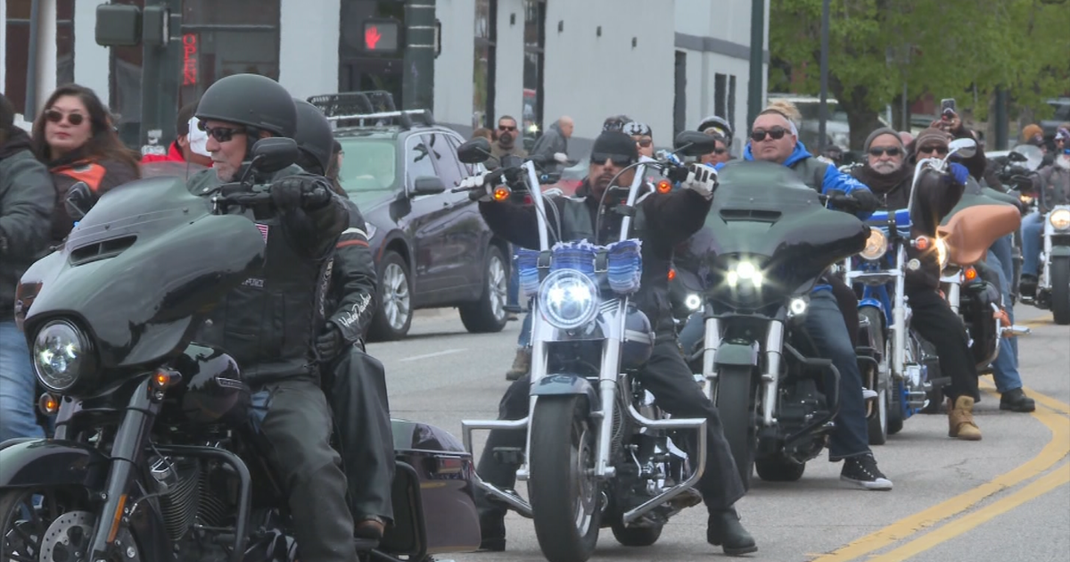 Colorado motorcyclists holds “Pride Ride” for Cinco de Mayo – CBS News