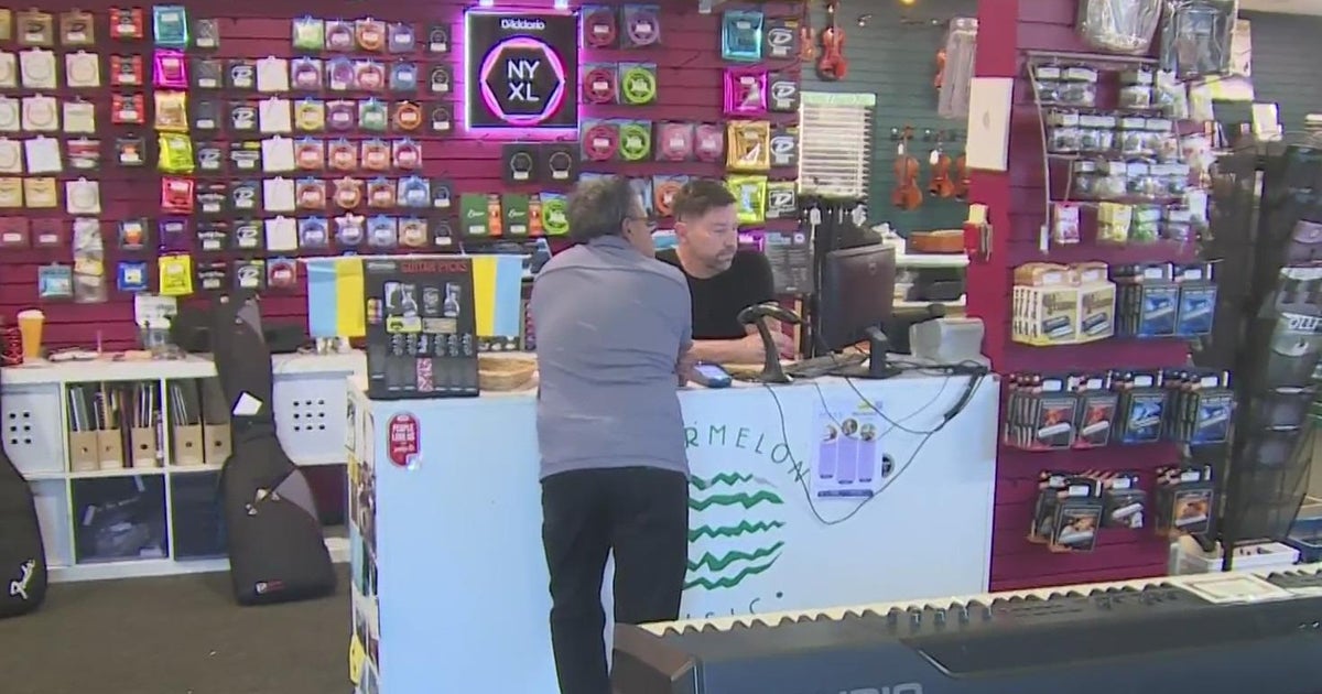 Davis musical instrument store to close its doors permanently