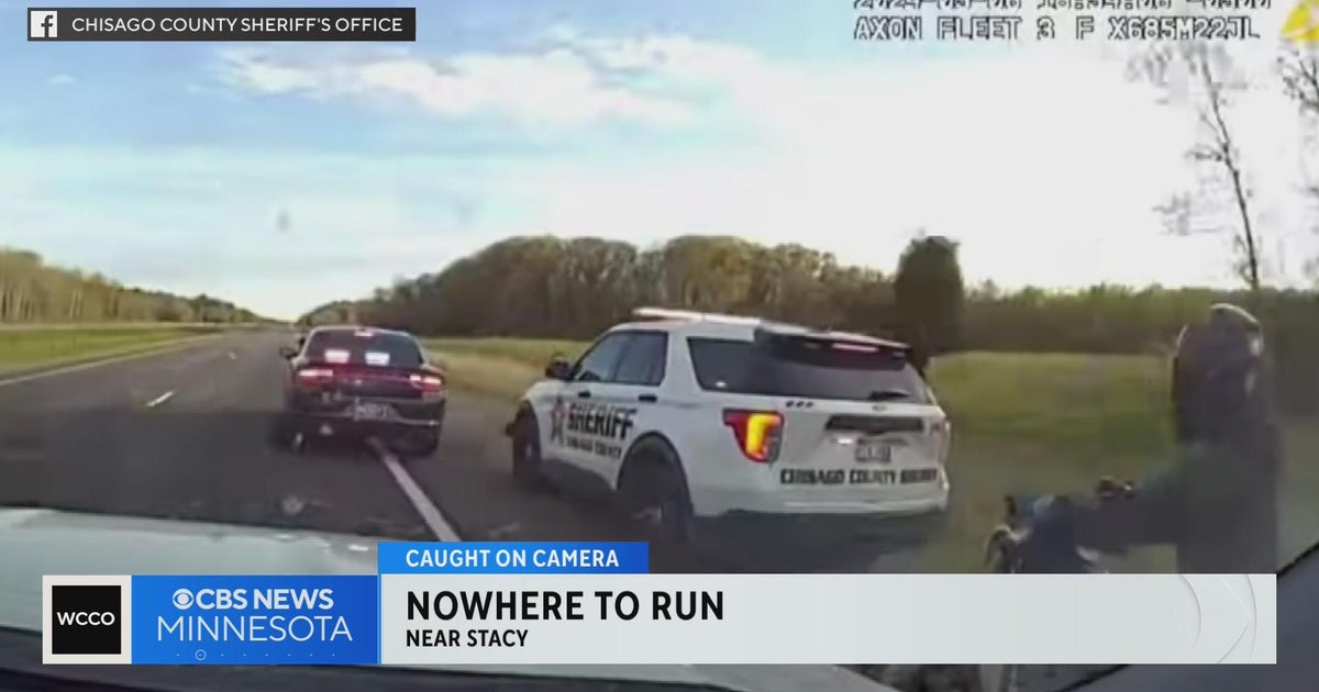 Biker arrested after high-speed chase in Chisago County - CBS Minnesota