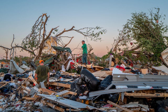 Oklahoma Town Of Barnsdall Hit By Deadly Tornado 