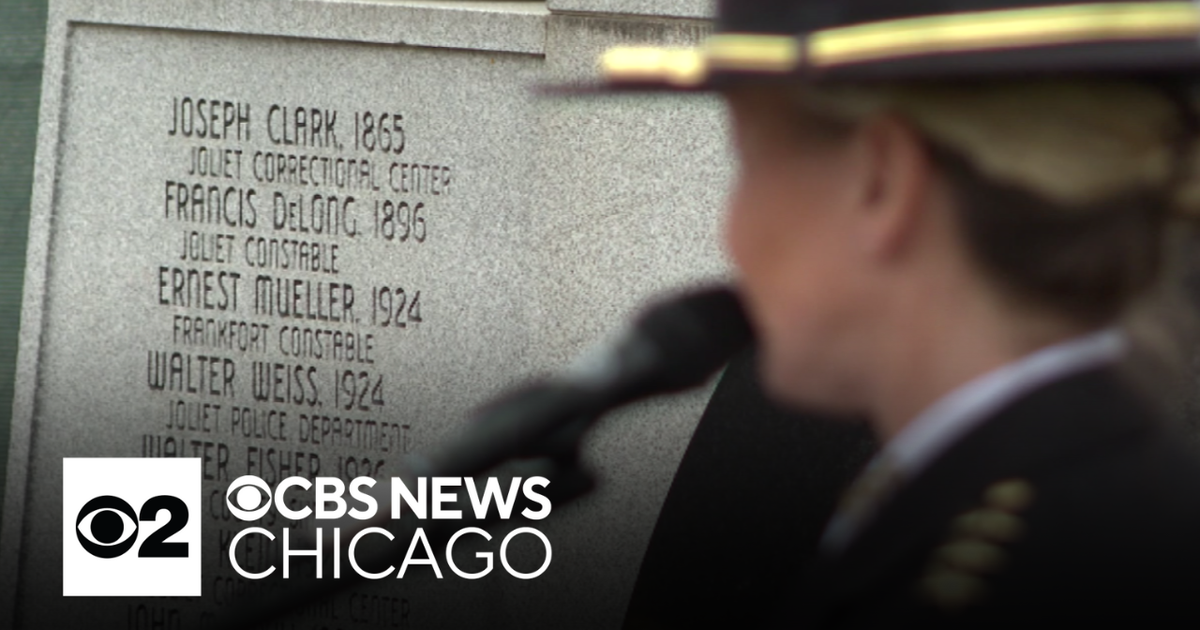 Loved ones honor fallen Chicago area first responders at emotional ...