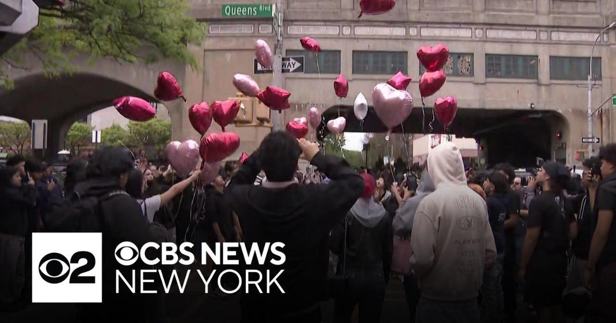 Memorial held to remember 17-year-old girl killed in Queens stabbing ...