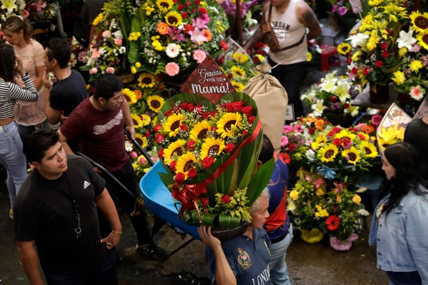 Flower market to celebrate Mother's Day