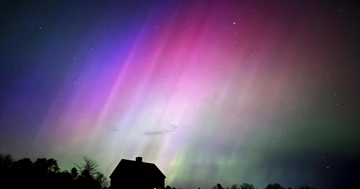 Spectacular photos show the northern lights around the world