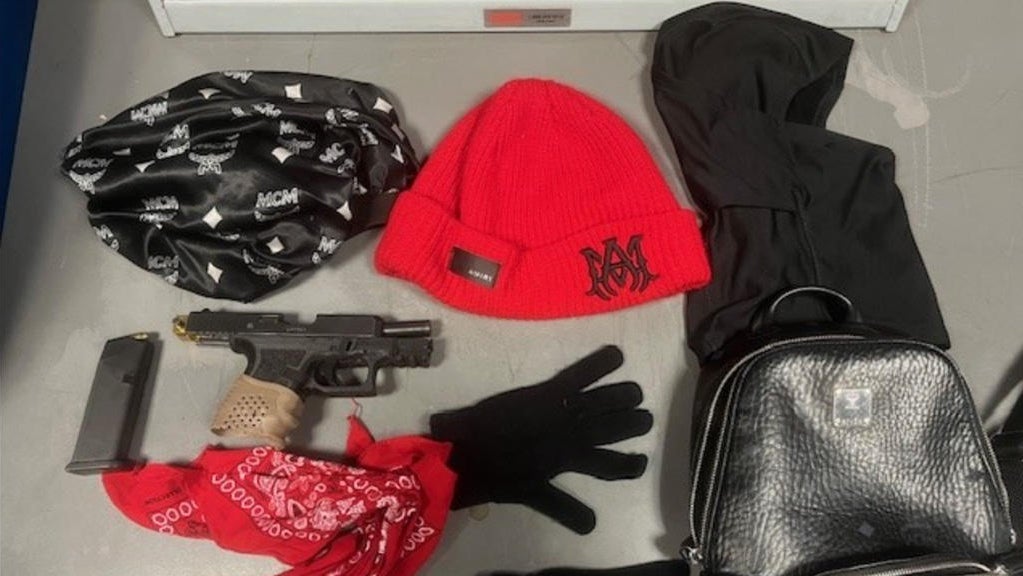 Santa Rosa police allegedly find machine gun during traffic stop, 19 ...