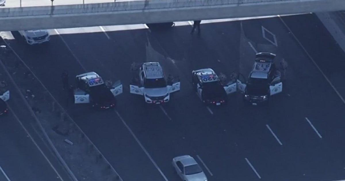 Suspect in hours-long I-80 standoff in Solano County dies