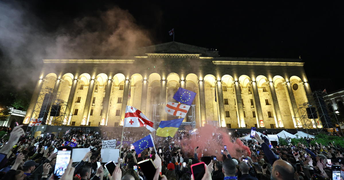 Georgia’s parliament passes controversial “overseas agent” legislation amid protests, widespread criticism