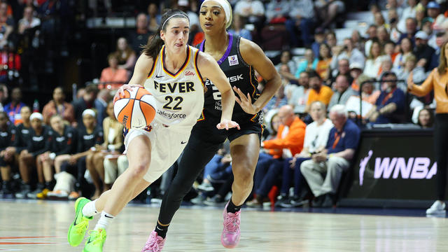 WNBA: MAY 14 Commissioner's Cup - Indiana Fever at Connecticut Sun 