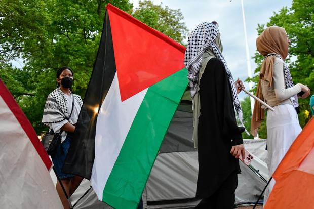 Pro-Palestinian encampment continue in University of Michigan 
