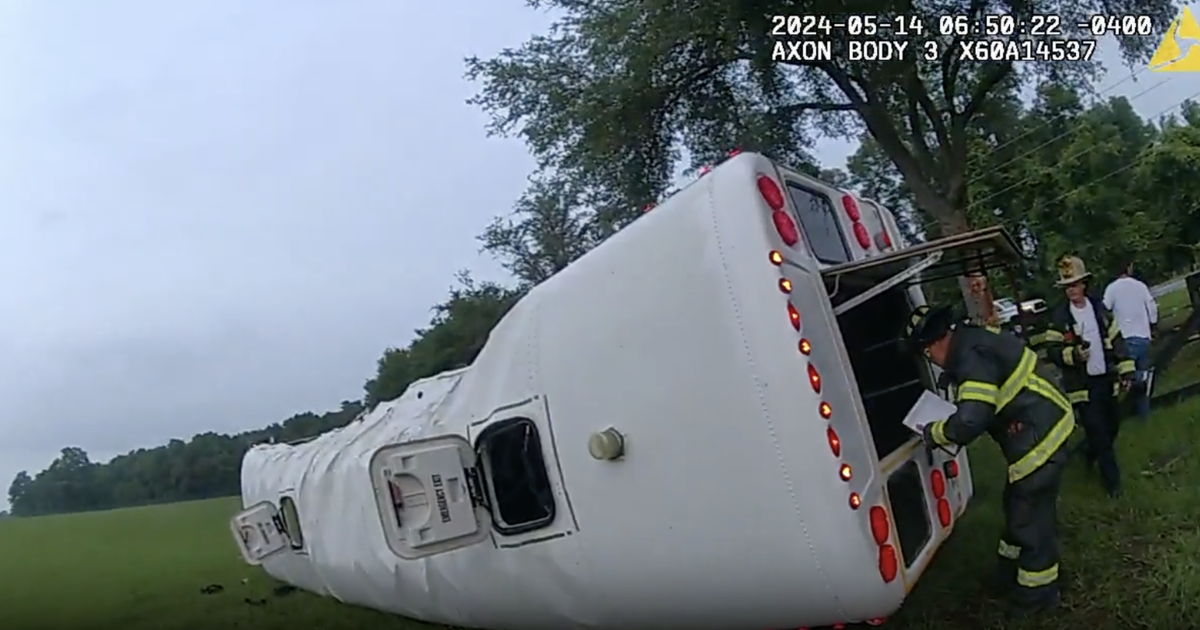 Bodycam footage shows aftermath of Florida bus crash that killed at least 8 – CBS News