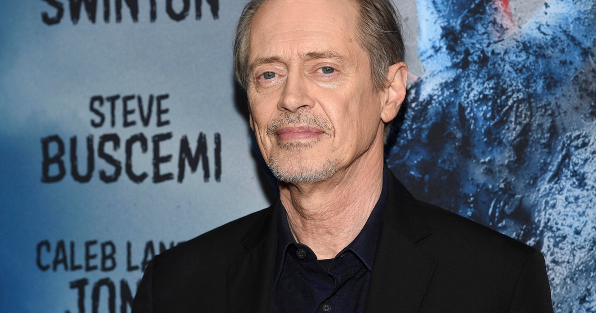 Verdächtiger bei Anschlag auf Schauspieler Steve Buscemi in New York City festgenommen.  Das wissen wir. Verdächtiger bei Anschlag auf Schauspieler Steve Buscemi in New York City festgenommen.  Das wissen wir.